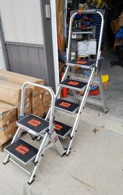 Safety Aluminum Step Ladder - 2 - 3 4 Step
