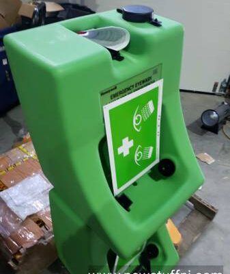 Portable Eyewash Station - 16 Gallon
