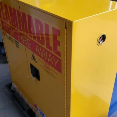 Flammable Cabinet, Manual Close Double Door, 30 Gallon, 43"Wx18"Dx44"