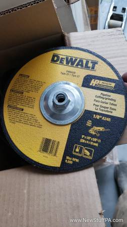 CASE OF 10x DEWALT Cut-Off & Grinding Wheel T27 9″x1/8″x5/8″-11 Alum