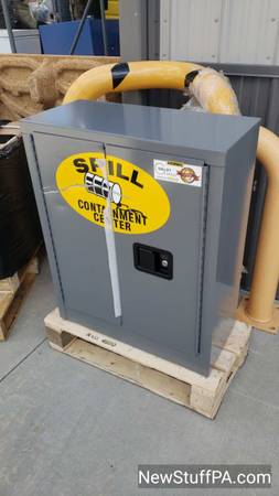 Wall Mountable, Flammable Spill Containment Cabinet Gray
