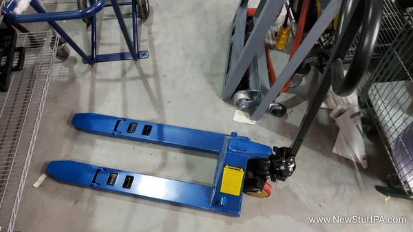 Foldable Mini Manual Pallet Jack, 2200 lb. Cap 4″W x 31-1/2″L Forks