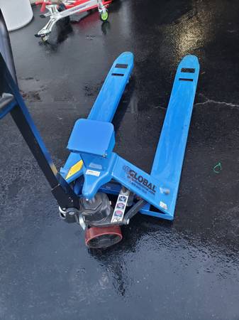 Pallet Jack Scale Truck, 5000 lb. Cap., 27″W x 48″L Forks