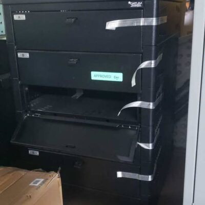 Datum TekStak? Laptop Storage Locker with Laminate Top 5 Bays Key Lock