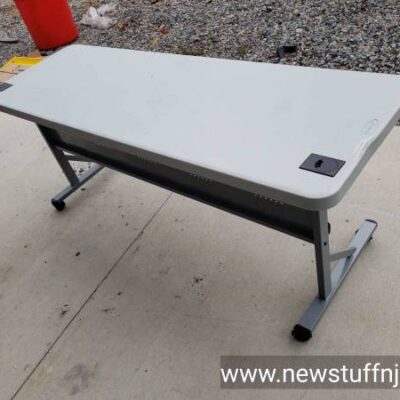 Interion? 72" x 24" Foldable Training Table - White