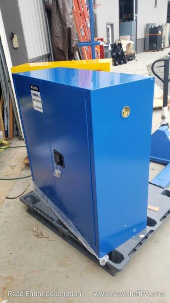30 Gallon Acid Flammable Fire Corrosive Cabinet 2 Door, 43″W x 18″D x44″H