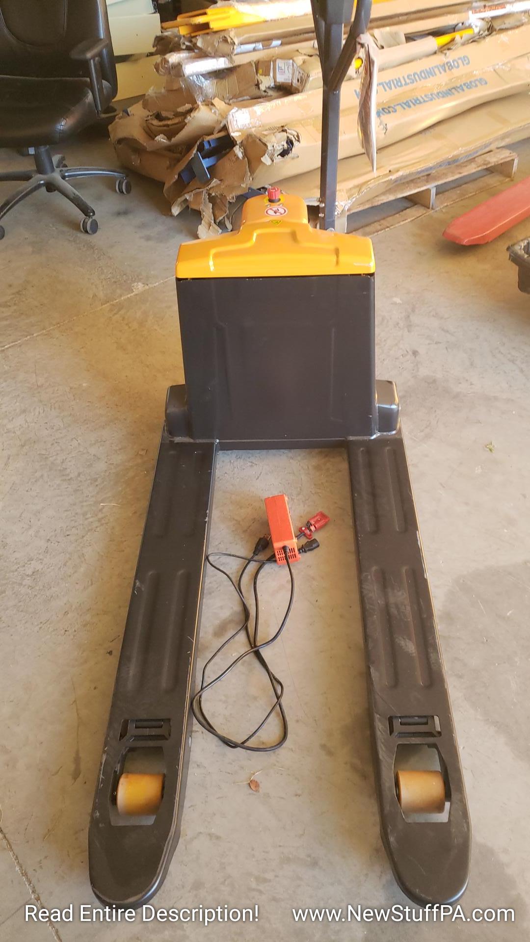 Lithium Battery Powered Electric Pallet Jack w/ Charger, 3300lb Cap, 27"x 45" Forks - Image 3